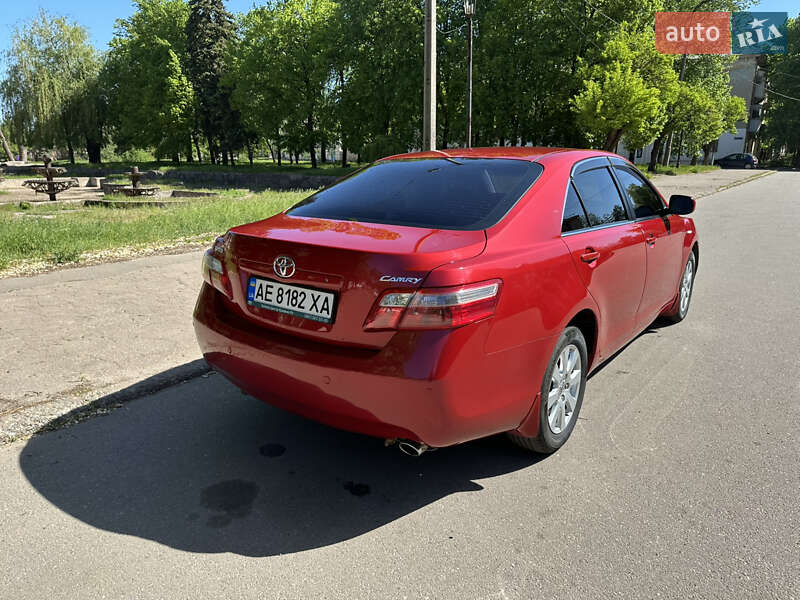 Седан Toyota Camry 2008 в Кривом Роге