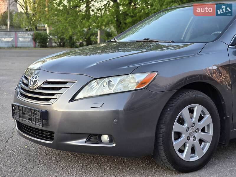 Седан Toyota Camry 2006 в Харькове