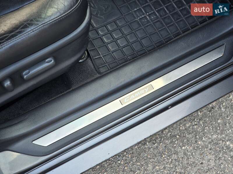 Седан Toyota Camry 2006 в Харькове
