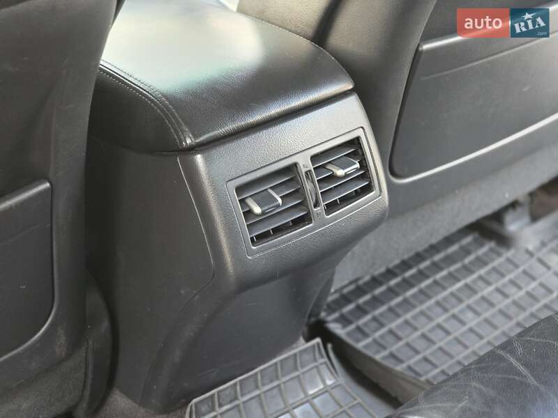 Седан Toyota Camry 2006 в Харькове