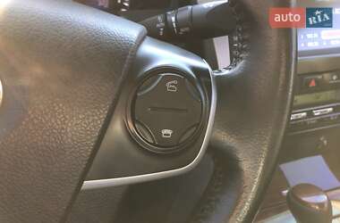 Седан Toyota Camry 2014 в 