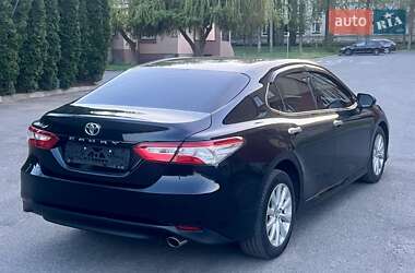 Седан Toyota Camry 2018 в 