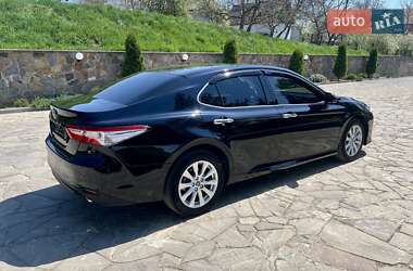 Седан Toyota Camry 2018 в 