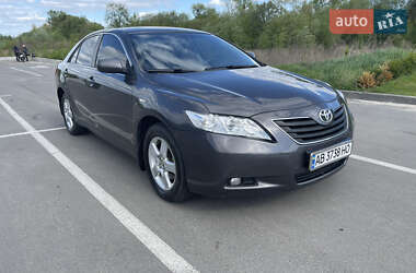 Седан Toyota Camry 2008 в Киеве