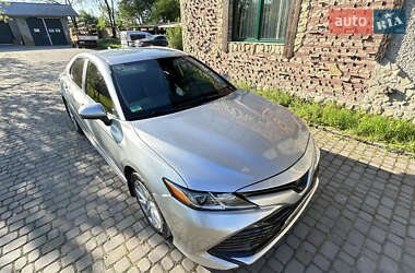 Седан Toyota Camry 2019 в Коломые