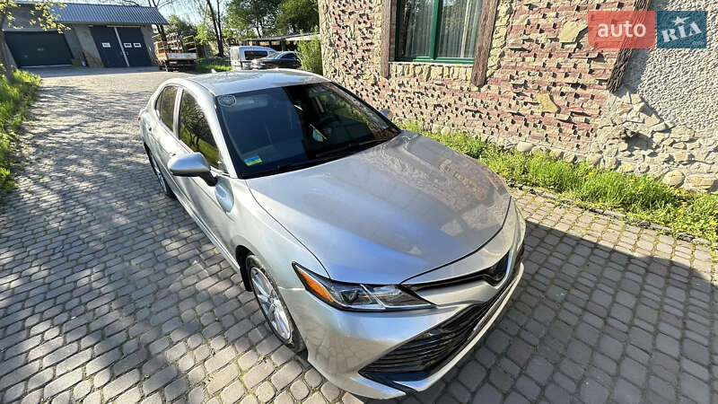 Седан Toyota Camry 2019 в Коломиї