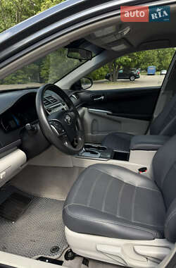 Седан Toyota Camry 2012 в 