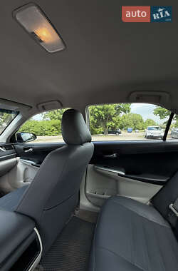 Седан Toyota Camry 2012 в 