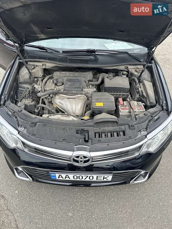 Седан Toyota Camry 2014 в Києві