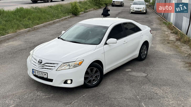 Седан Toyota Camry 2011 в Вінниці