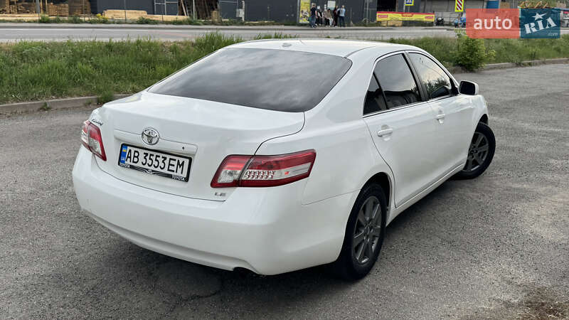 Седан Toyota Camry 2011 в Вінниці