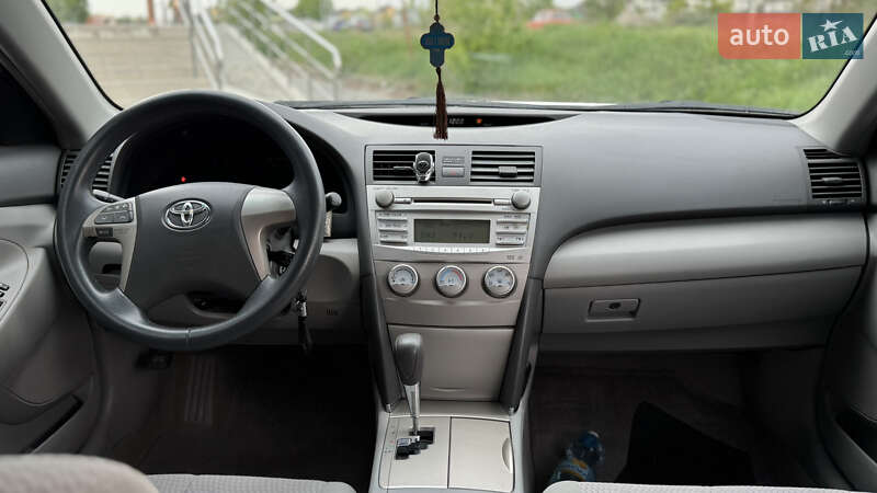 Седан Toyota Camry 2011 в Вінниці