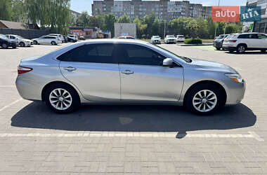 Седан Toyota Camry 2016 в 