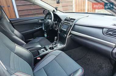 Седан Toyota Camry 2014 в 