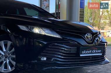 Седан Toyota Camry 2019 в 