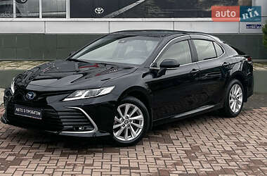 Седан Toyota Camry 2021 в 
