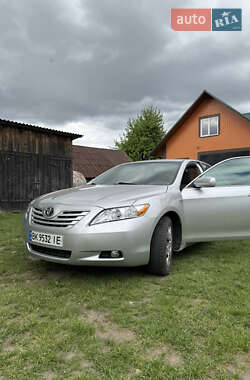 Седан Toyota Camry 2007 в Вараші