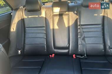 Седан Toyota Camry 2015 в 