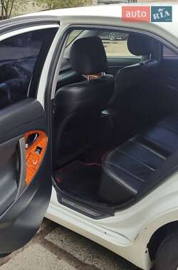 Седан Toyota Camry 2010 в 