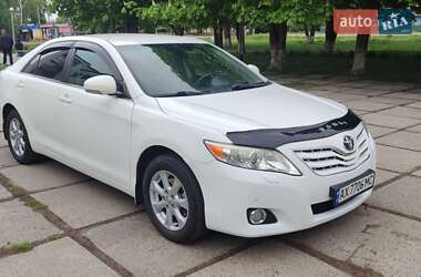 Седан Toyota Camry 2010 в Конотопі