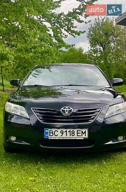 Седан Toyota Camry 2009 в Львові