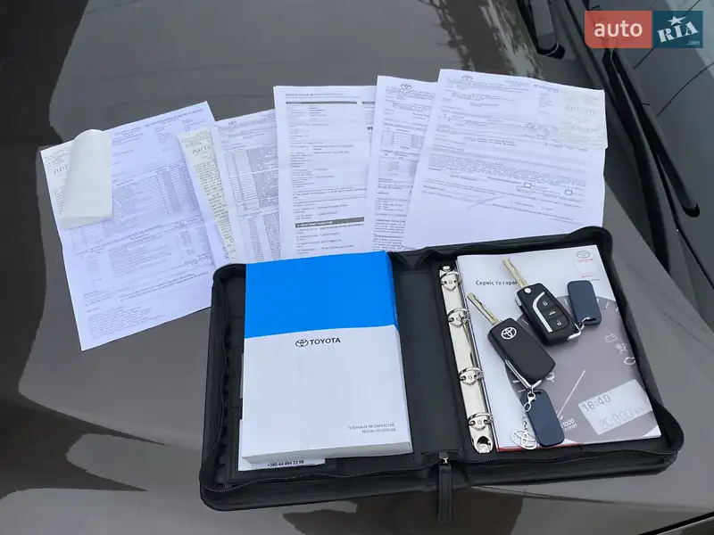 Седан Toyota Camry 2021 в Києві документ