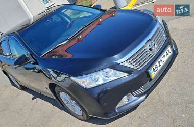 Седан Toyota Camry 2013 в 