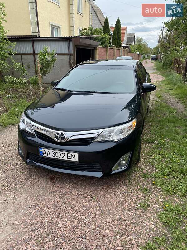 Toyota Camry 2012