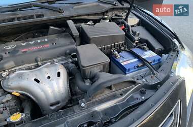 Седан Toyota Camry 2006 в 