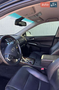 Седан Toyota Camry 2016 в 