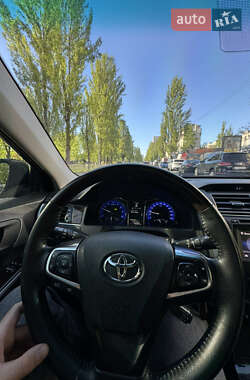 Седан Toyota Camry 2016 в 