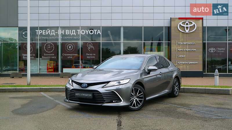 Toyota Camry 2022