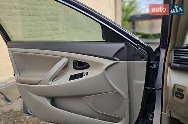Седан Toyota Camry 2008 в 