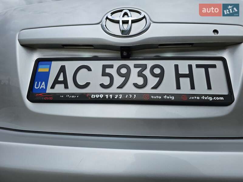 Седан Toyota Camry 2006 в Луцке