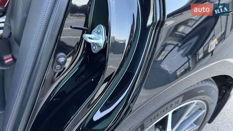 Седан Toyota Camry 2020 в Киеве