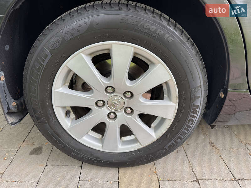 Седан Toyota Camry 2007 в Мукачевому