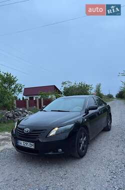 Седан Toyota Camry 2006 в Черкассах