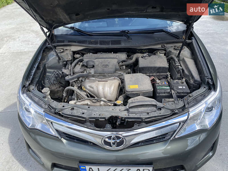 Седан Toyota Camry 2013 в Броварах