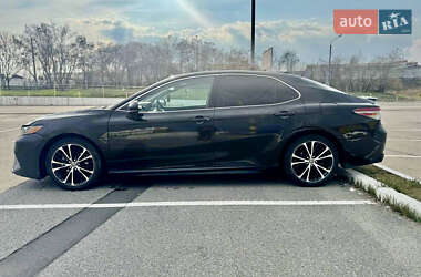 Седан Toyota Camry 2020 в 