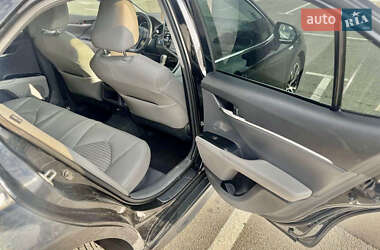 Седан Toyota Camry 2020 в 