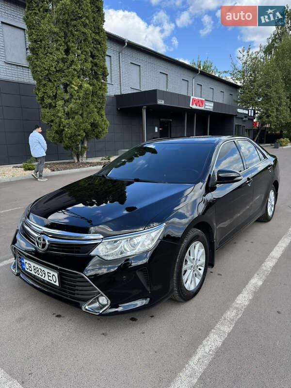 Седан Toyota Camry 2015 в 