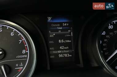 Седан Toyota Camry 2018 в 