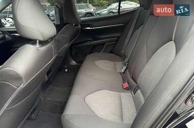 Седан Toyota Camry 2018 в 