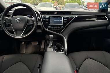 Седан Toyota Camry 2018 в 