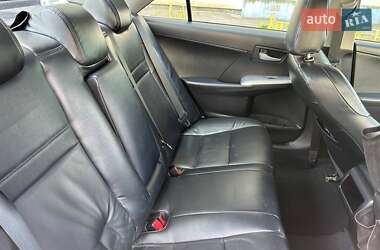 Седан Toyota Camry 2014 в 