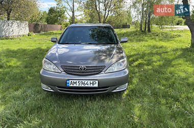 Седан Toyota Camry 2003 в 