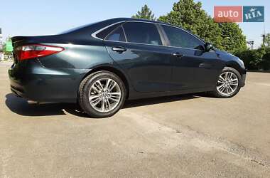 Седан Toyota Camry 2015 в 
