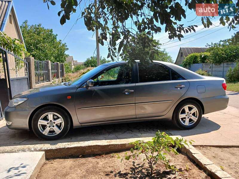 Toyota Camry 2002