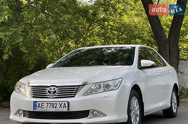 Седан Toyota Camry 2012 в 