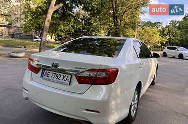 Седан Toyota Camry 2012 в 